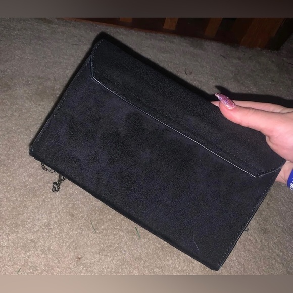 Black Steve Madden cross body spike bag - Picture 2 of 2